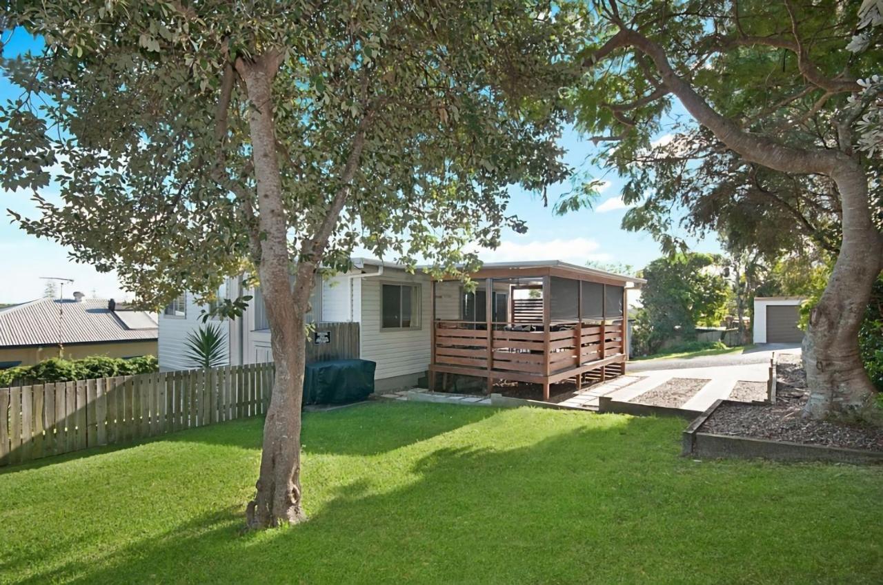 Convent Cottage - Pet Friendly Home In The Centre Of Town Yamba Eksteriør billede